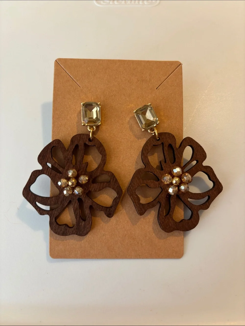 Fashion Jewelry Brown Wooden Floral Drop Earrings with Gold Crystal Studs